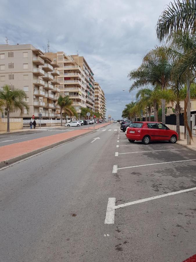 Sunny Beach Retreat Santa Pola Esterno foto