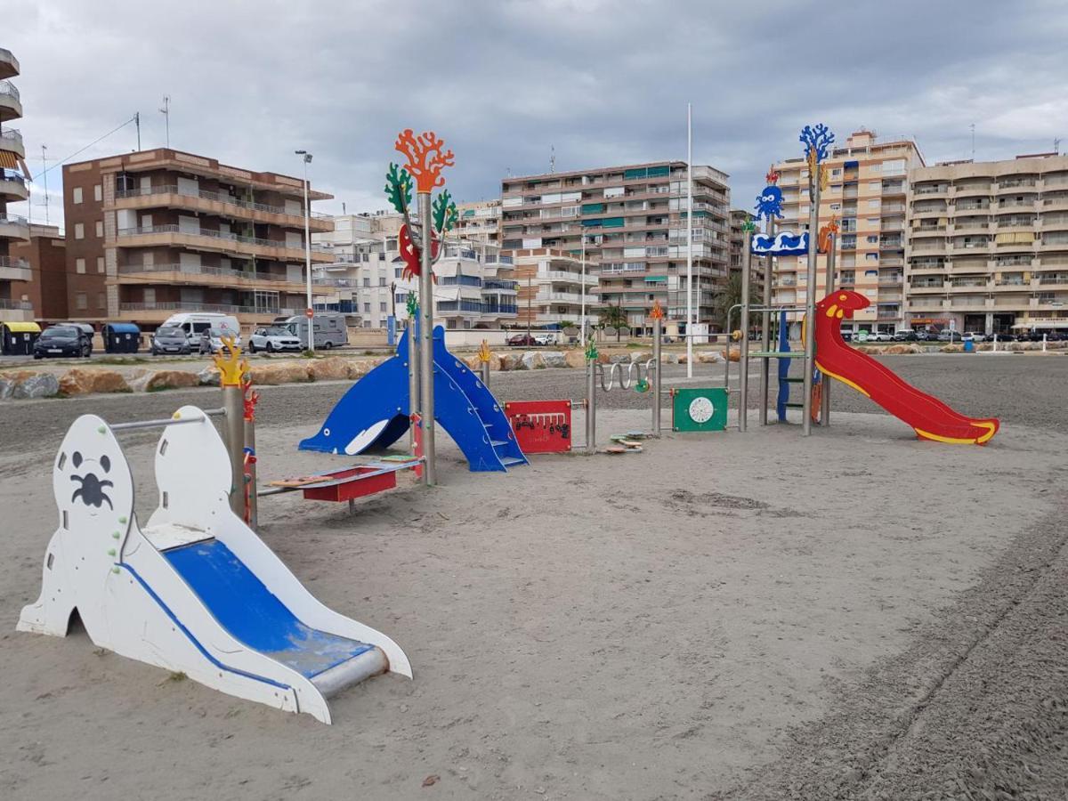Sunny Beach Retreat Santa Pola Esterno foto